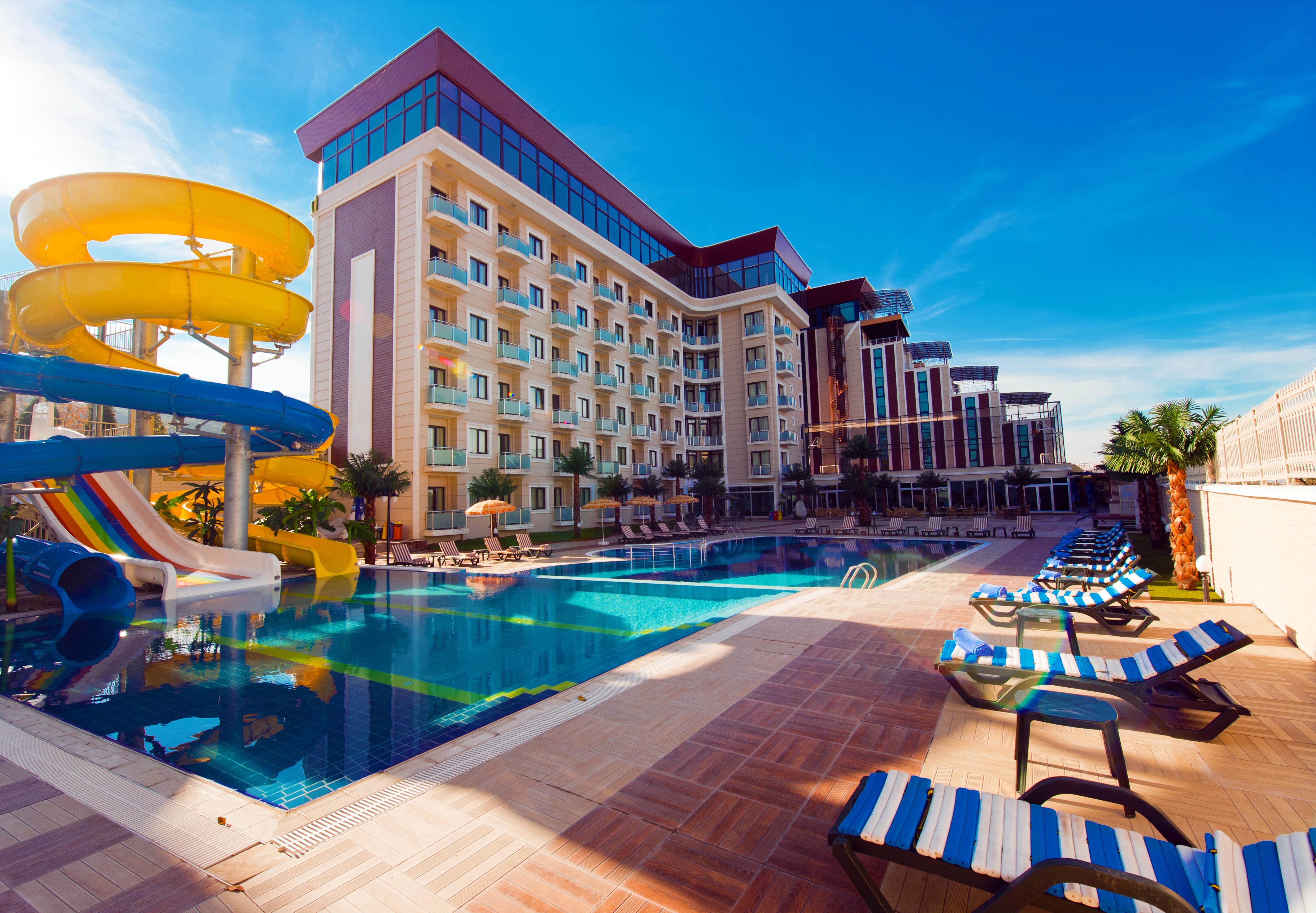 Elegance Resort Hotel & Spa Wellness-Aqua Ялова Екстериор снимка